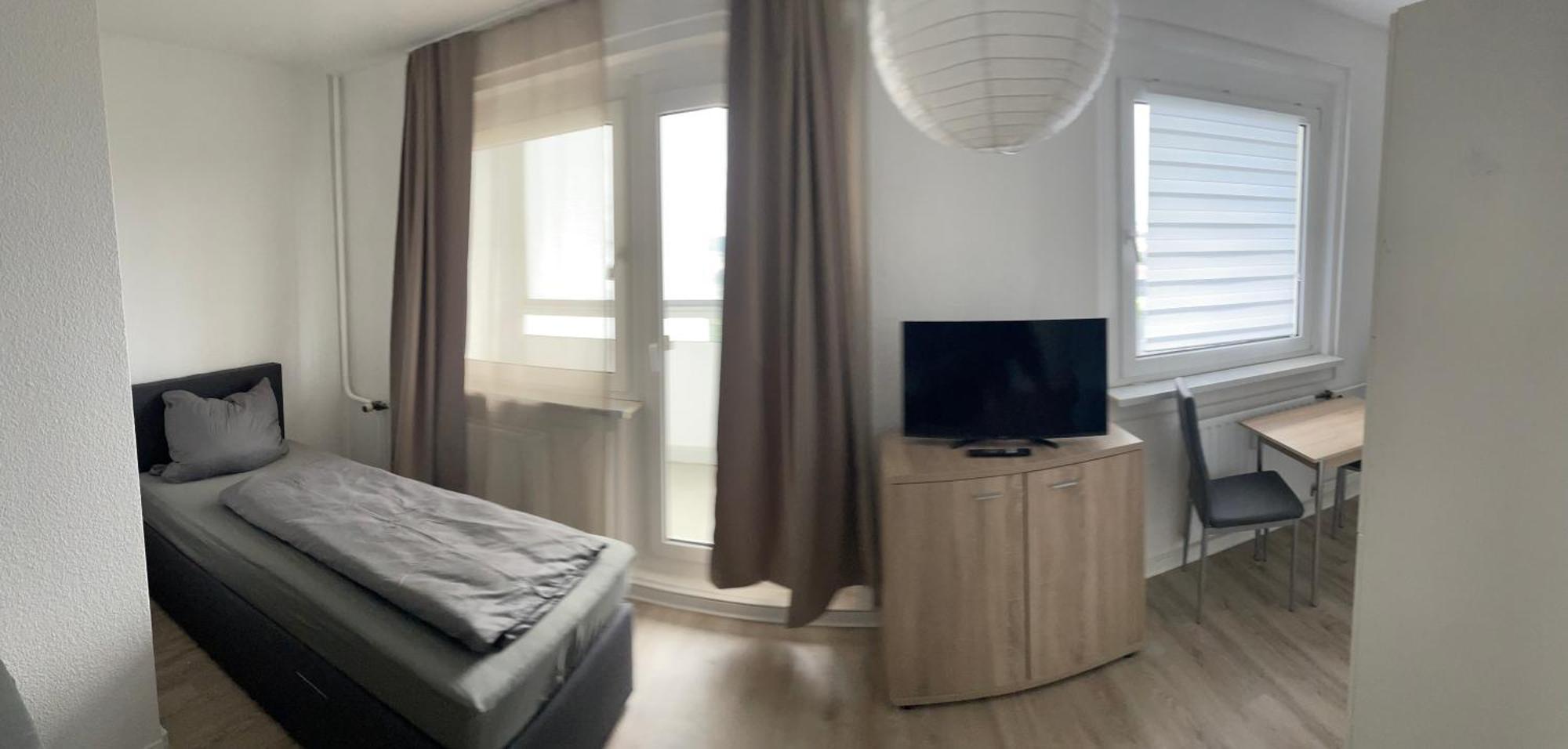 Max Appartements Neubrandenburg Buitenkant foto