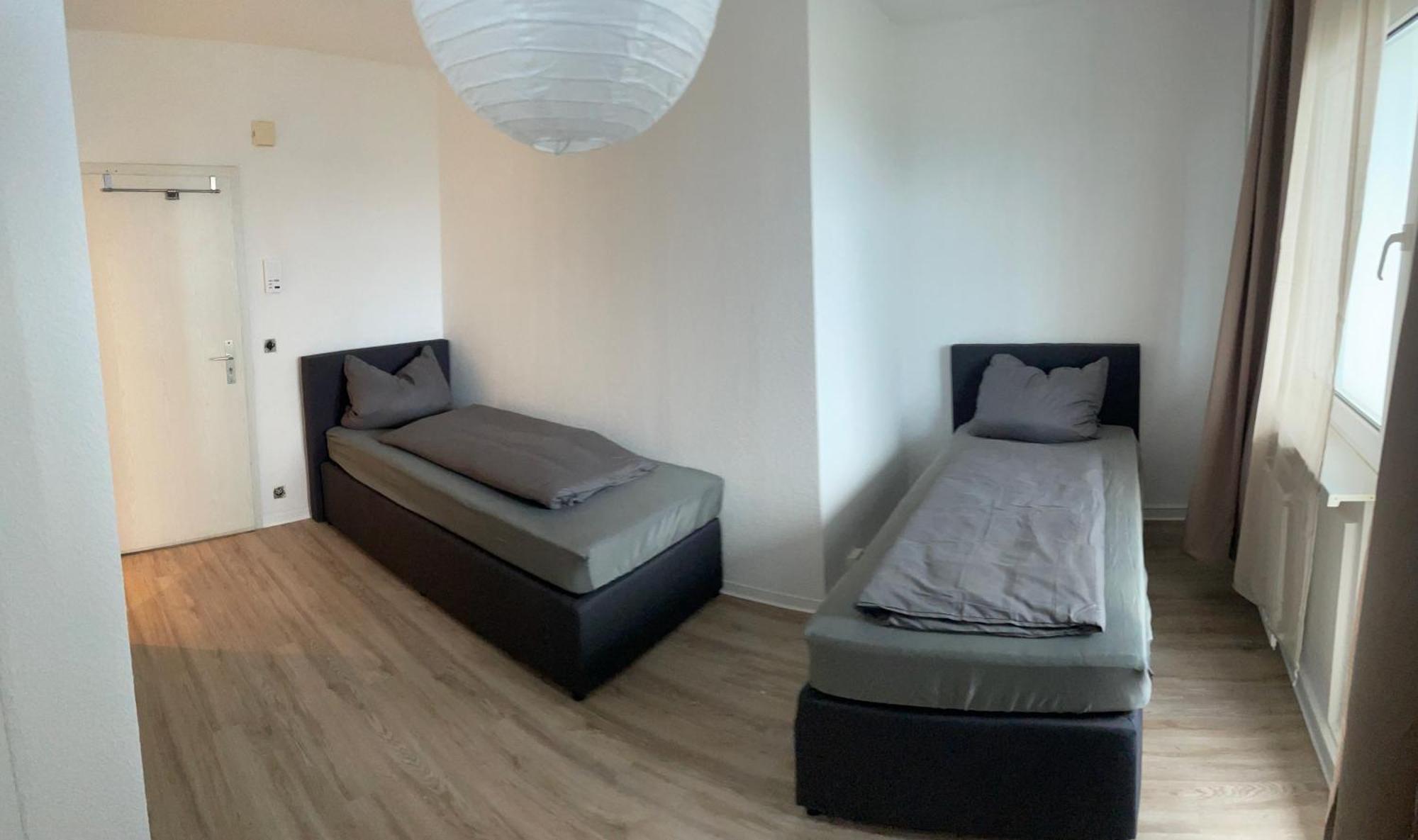 Max Appartements Neubrandenburg Buitenkant foto