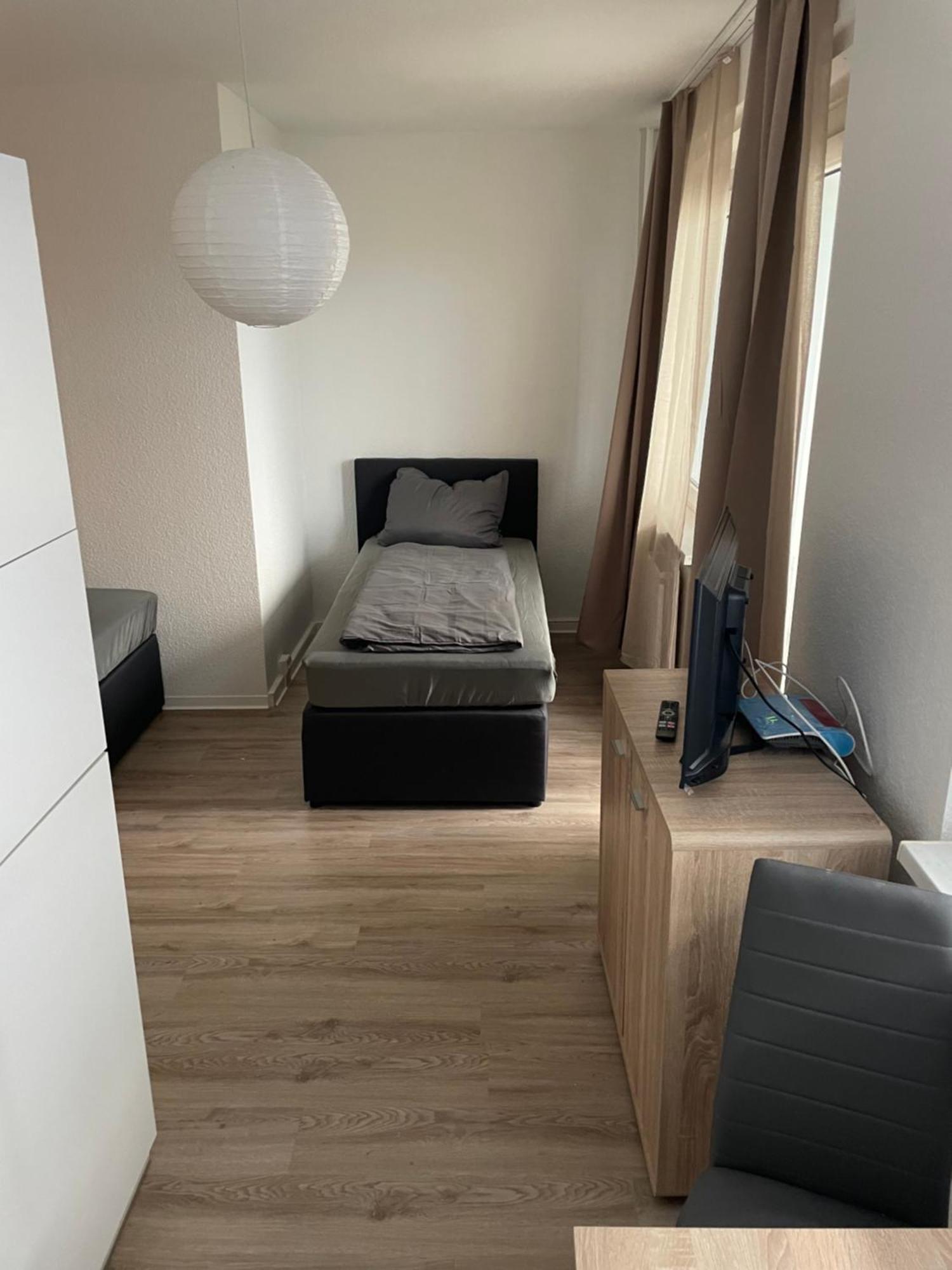 Max Appartements Neubrandenburg Buitenkant foto
