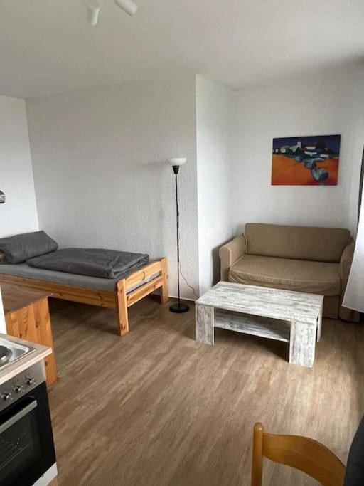 Max Appartements Neubrandenburg Buitenkant foto